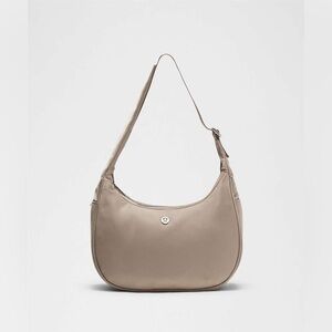 🆕🤎 Lululemon City Essentials Shoulder Bag 4L - Warm Ash Grey / Silver